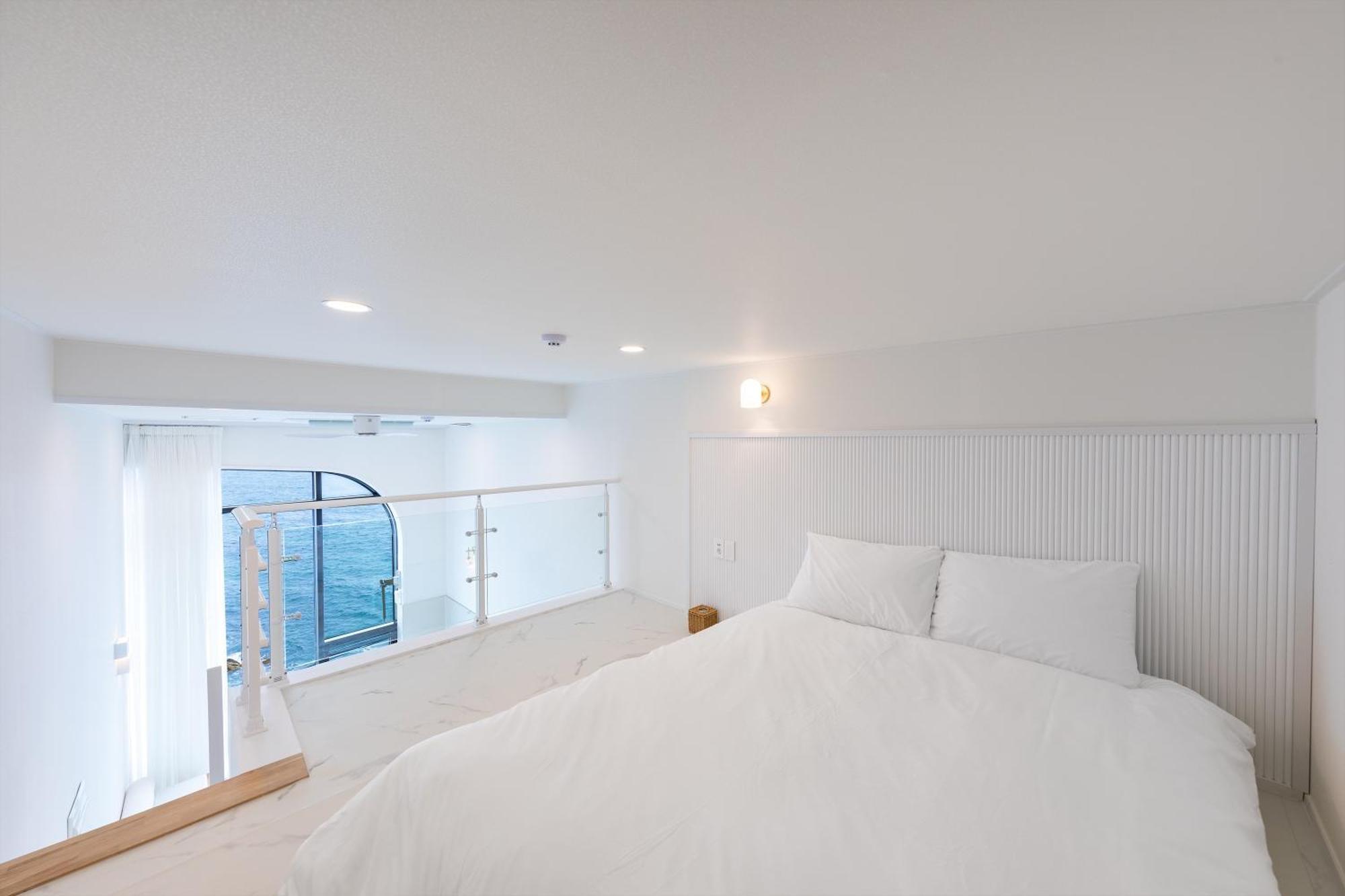 Gangneung Hue Pension Ocean View, Spa, Couple Стая снимка